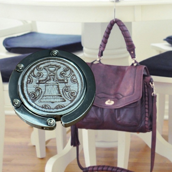 Foldable Purse Hanger - Picture 1 of 5